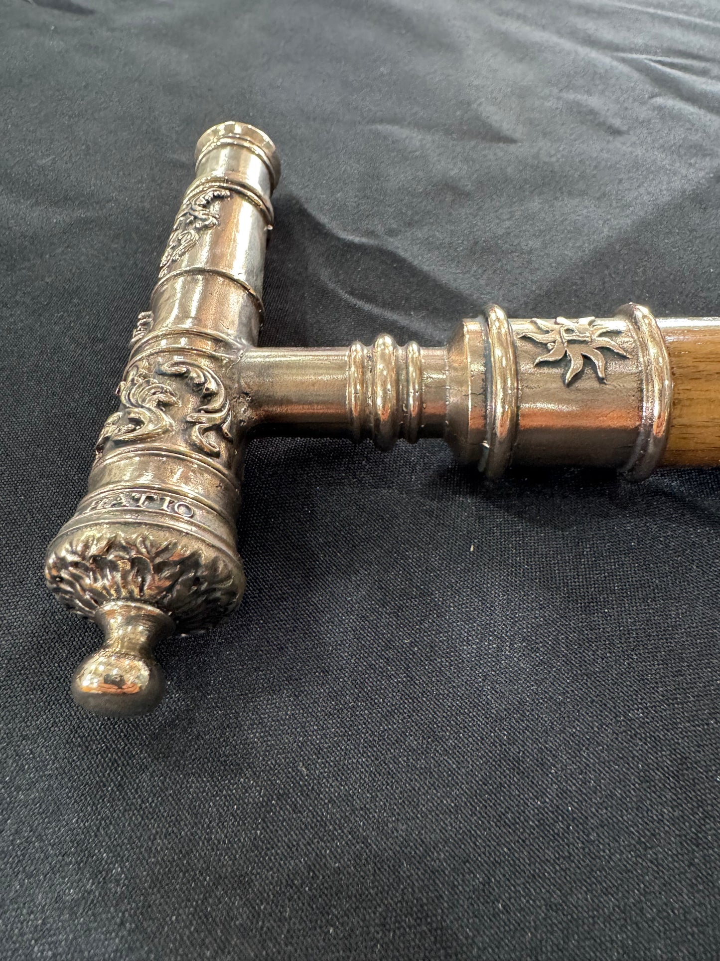 Spanish style Cheroot/Cast Bronze/ Cannon Cane